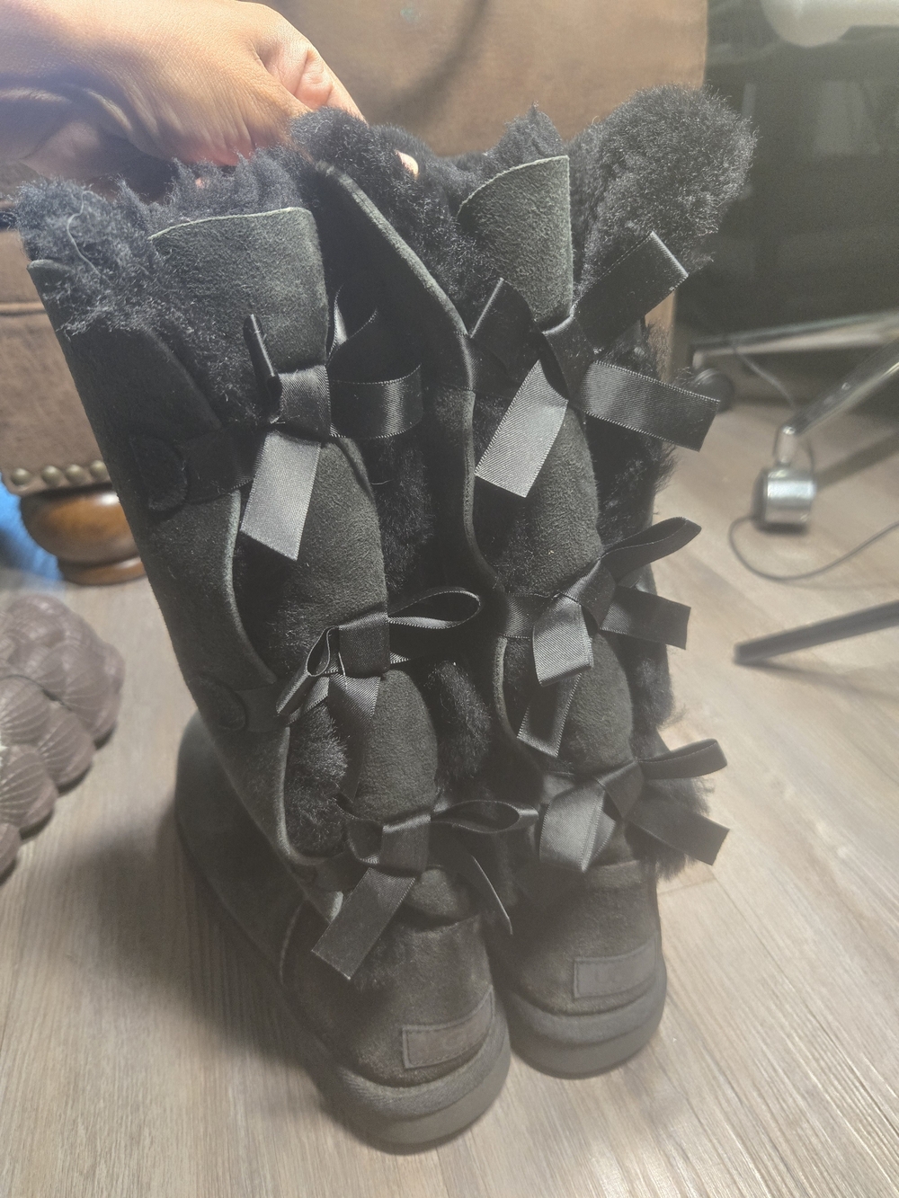 Ugg Black Bow-Accent Winter Boots